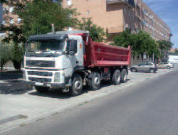 Aparcamiento específico para camiones y autobuses